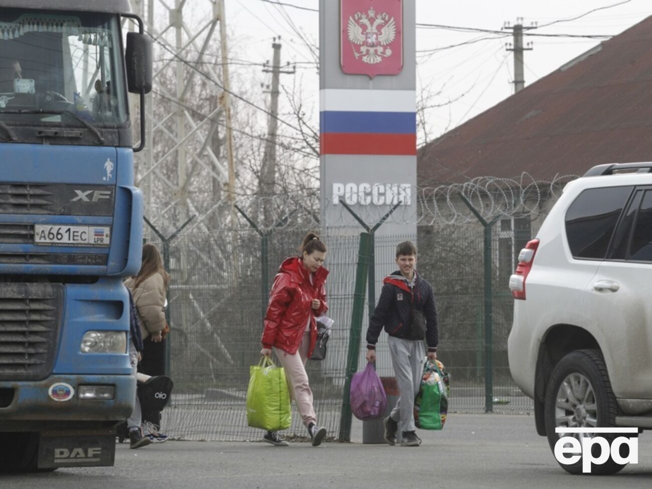 РФ намагається максимально інтегрувати у систему влади захоплені частини України
