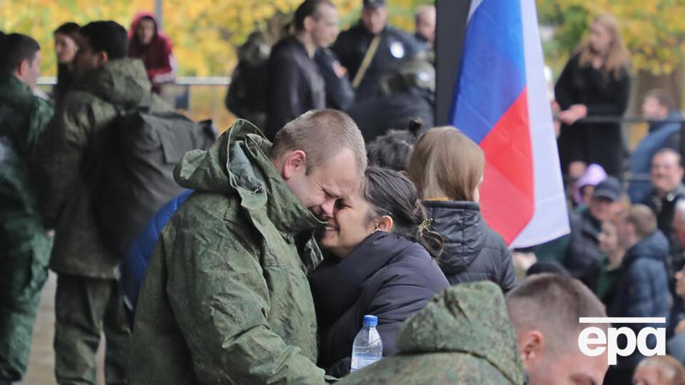 Смерть россиян на фронте – вопрос максимум недели, считает Невзоров