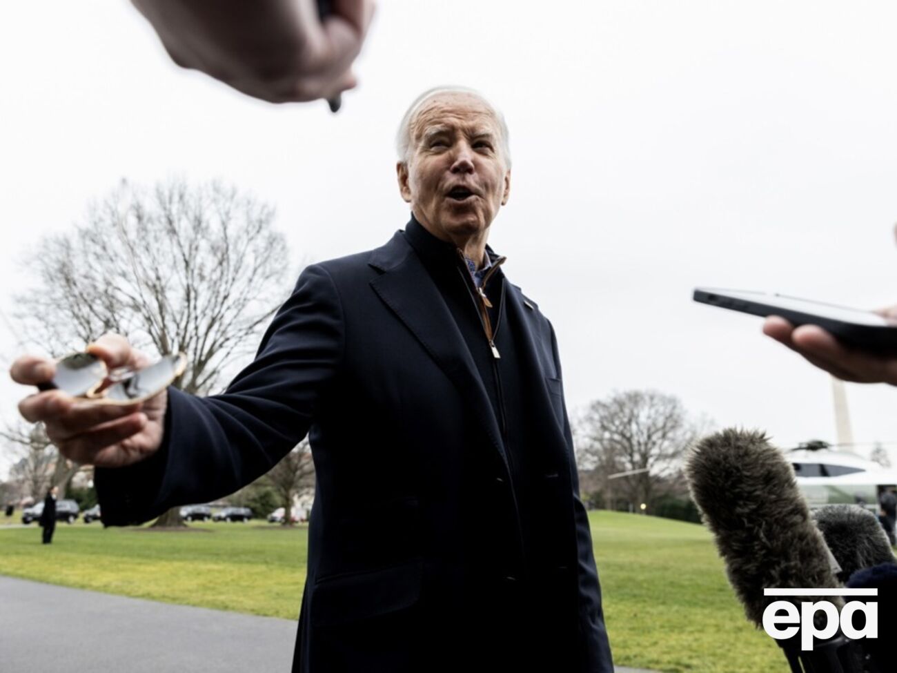 Байден считает, что президентский иммунитет Трампа не защищает его от суда по делу о штурме Капитолия