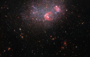 Телескоп сфотографировал древнюю галактику