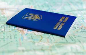 Консульські дії за кордоном для військовозобов'язаних пропонують здійснювати за наявності військово-облікових документів
