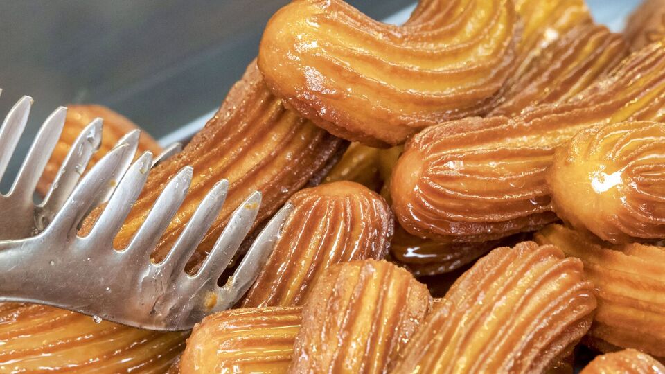 Это печенье жарится во фритюре