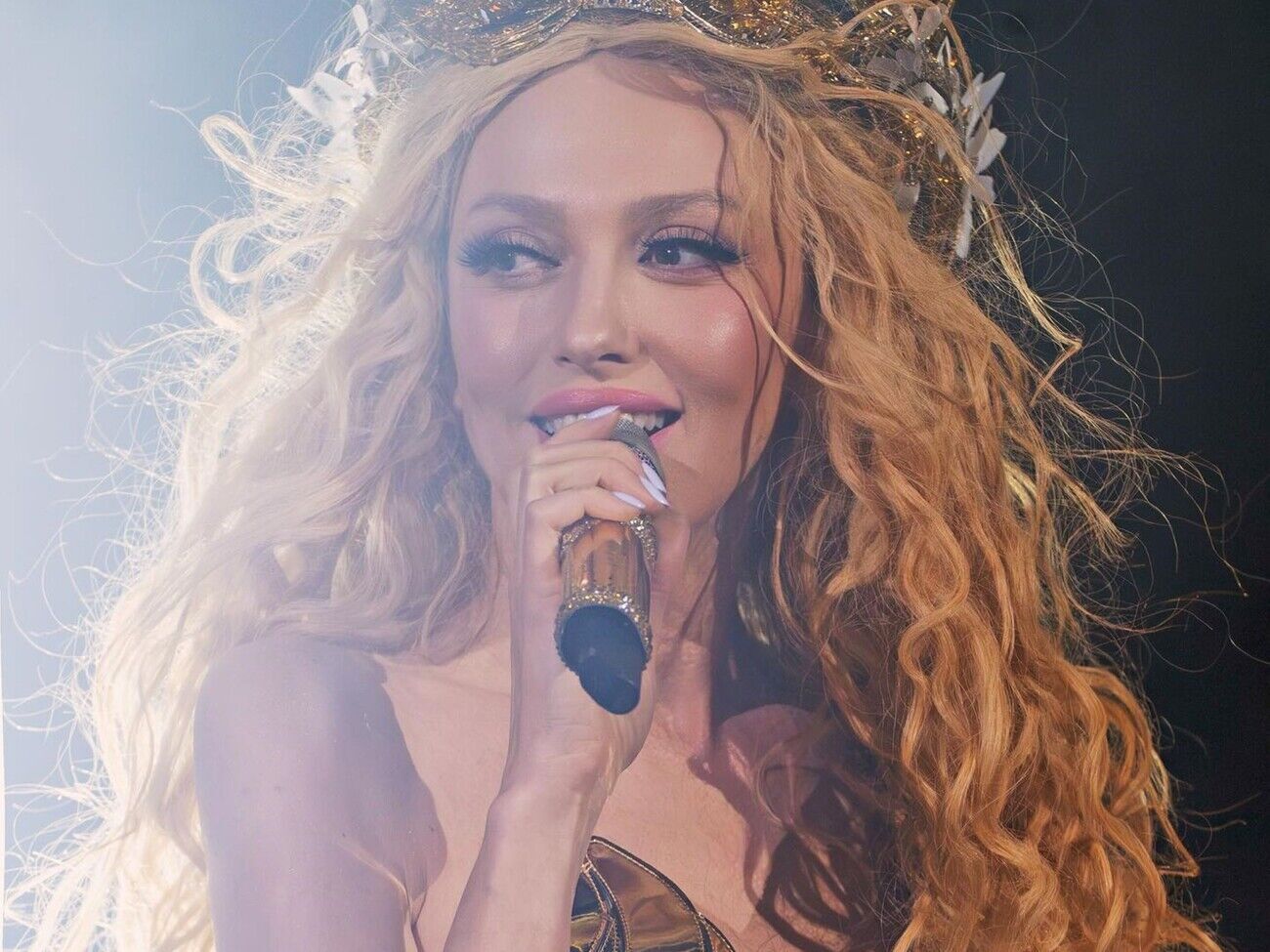 Полякова: Ми живем в суворий час, як же добре, що без вас, згиньте, орки, на болотах, пийте нафту, їжте газ