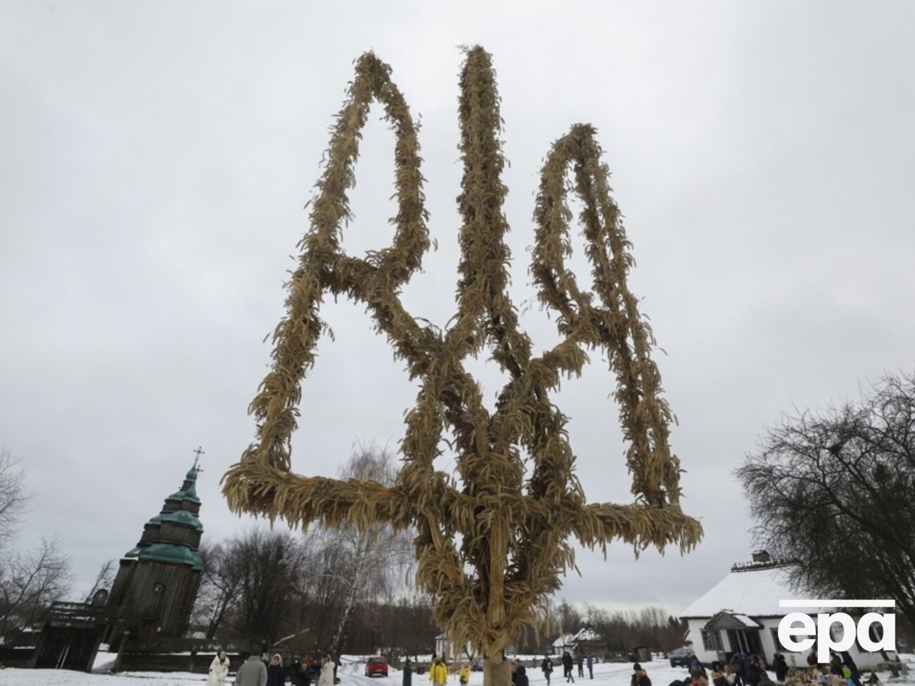 По 42% украинцев заявили, что расценят как достижения вступление Украины в НАТО и наказание всех российских военных преступников