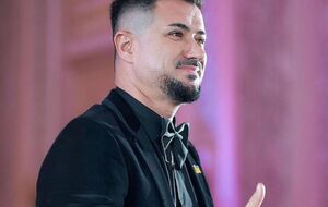 После начала полномасштабной войны Налчаджиоглу остался жить в Киеве