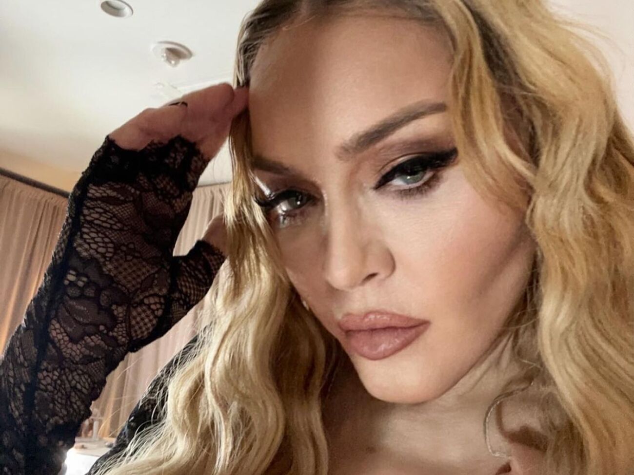 Мадонне 65 лет