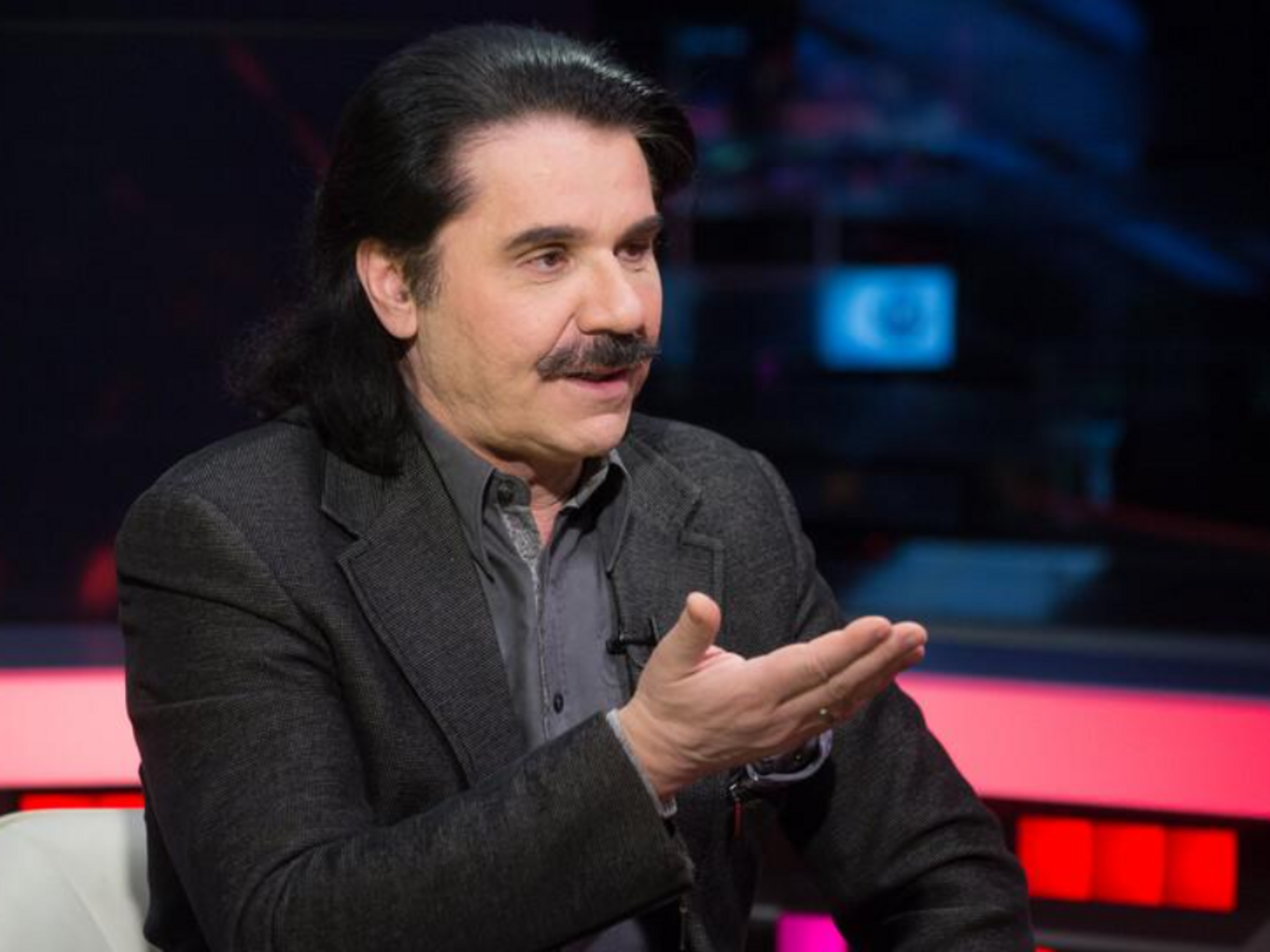 Зибров считает, что песня "Хрещатик" хорошо бы звучала на праздновании Дня Киева