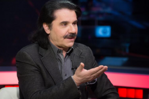 Зибров считает, что песня "Хрещатик" хорошо бы звучала на праздновании Дня Киева