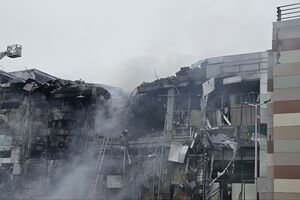 У Дніпрі зафіксовано приліт по торговельному центру