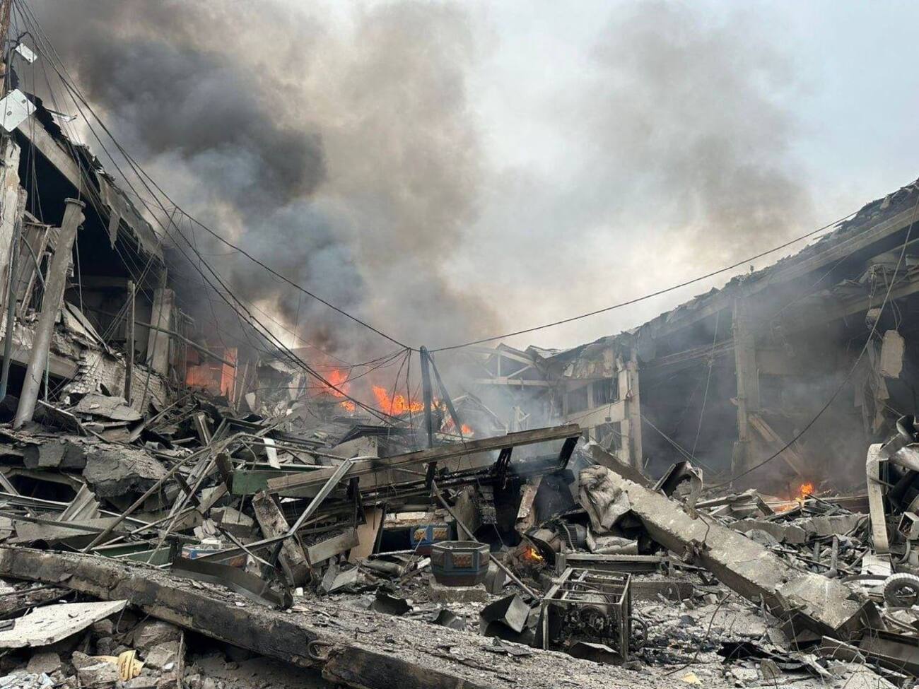 Наслідки ракетного удару по Запоріжжю 29 грудня