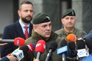 Глава Генштабу польської армії розповів подробиці вторгнення ракети в повітряний простір Польщі