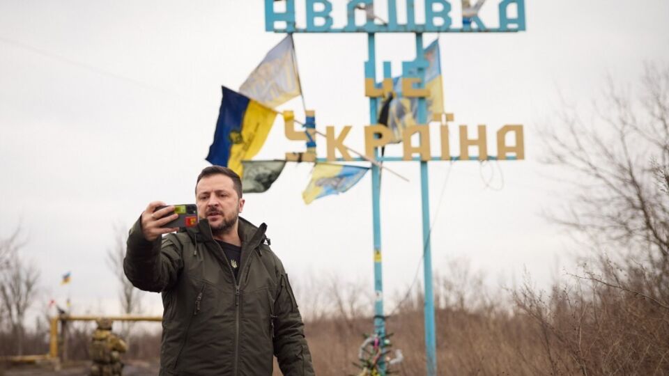 Зеленский приехал на передовую