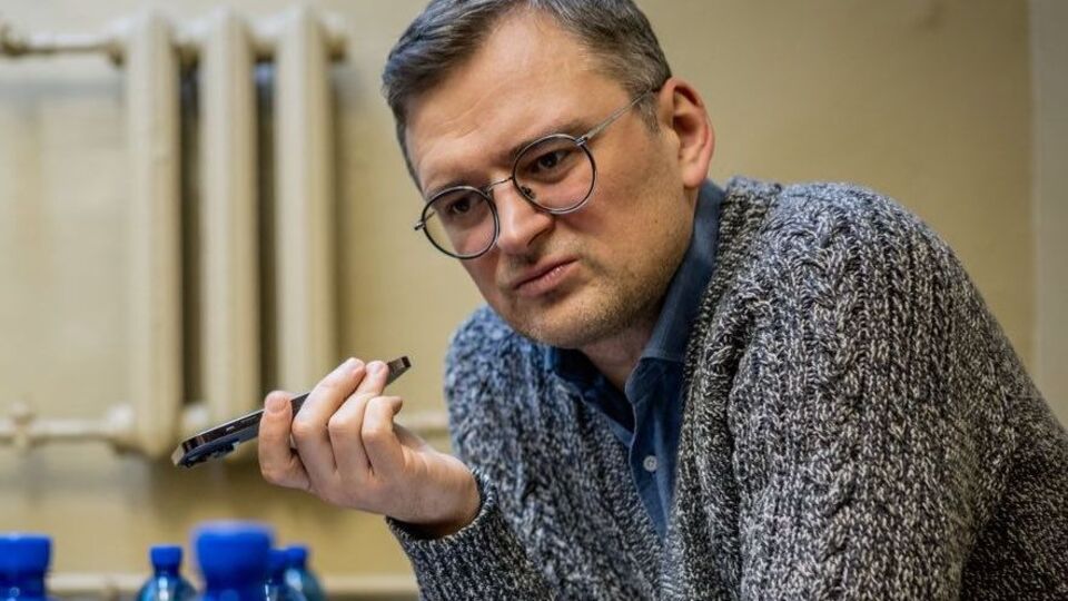 Кулеба обсудил с Боррелем военную помощь ЕС Украине