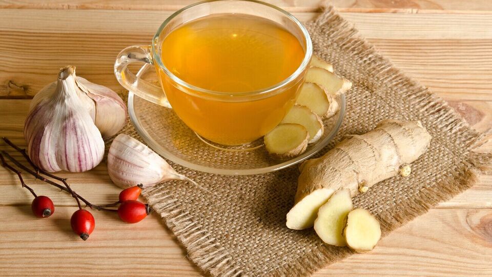 Смесь чеснока с имбирем храните в холодильнике не больше пяти дней