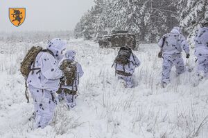 ЗСУ ведуть бої на Донбасі, стримуючи окупантів