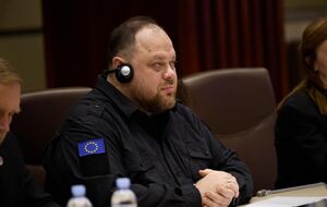 Стефанчук поскаржився на депутатські "самоволки"