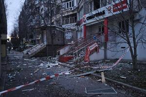 Ворог обстріляв центральну частину Херсона