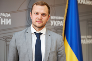 Андрей Жупанин: К сожалению, долги выросли до таких масштабов, когда уже не существует единого решения, которое может решить эту проблему раз и навсегда