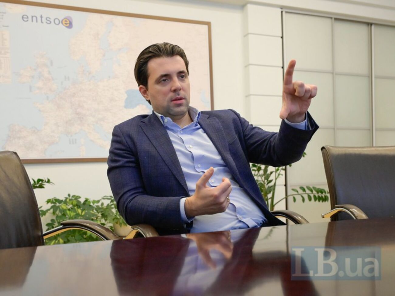 Налогоплательщики имеют право знать, сколько зарабатывает председатель правления "Укрэнерго" Владимир Кудрицкий, считает политический эксперт