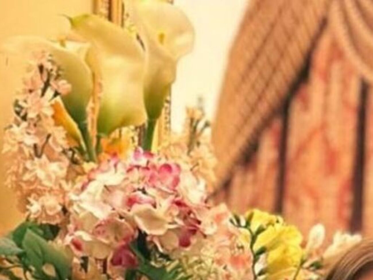 Кім разом із другою дружиною Юлією виховує трьох дітей