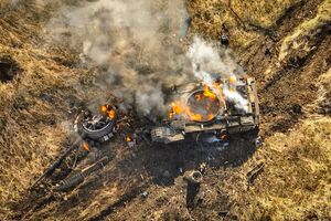 Українські військові виснажують сили ворога вздовж усієї лінії фронту, зазначили в Генштабі ЗСУ