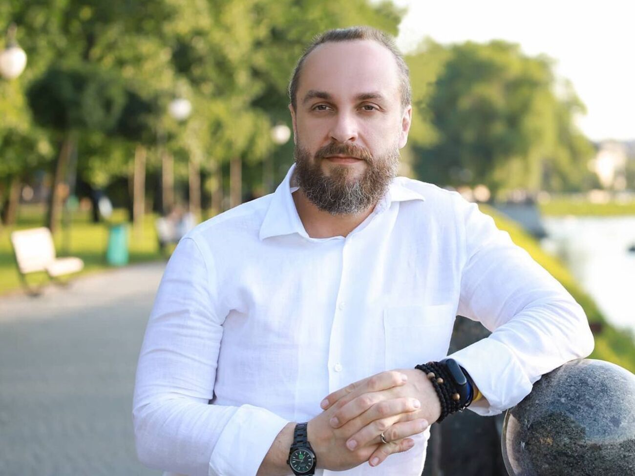 Кирило Кернес стверджує, що, коли батько захворів, владу в місті захопили інші люди