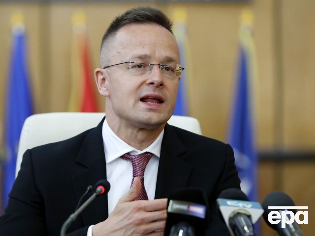 Министр не ответил, какие темы были на повестке встречи