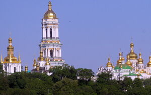 В Киево-Печерской лавре, по словам Кондратюка, полно российской агентуры