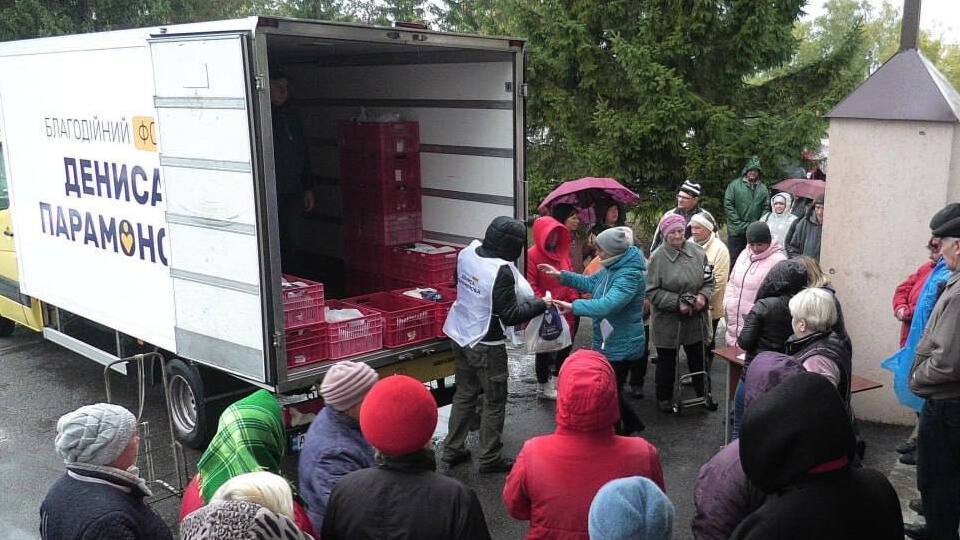 В большинстве близких к фронту населенных пунктов до сих пор нет доступа к питьевой воде, а свет и газ в некоторых случаях подключили только в этом году