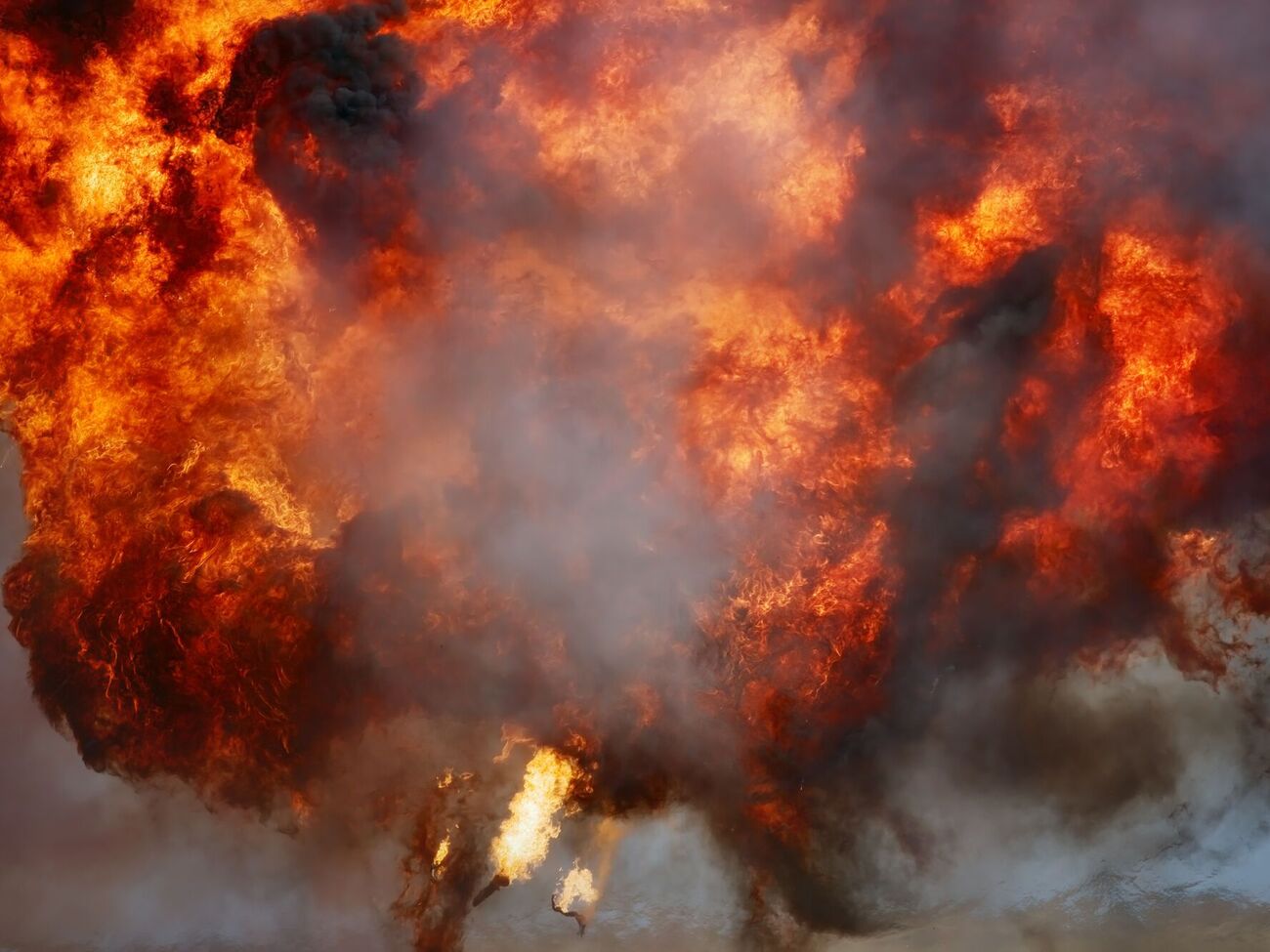 Безпілотники влучили у нафтовий термінал