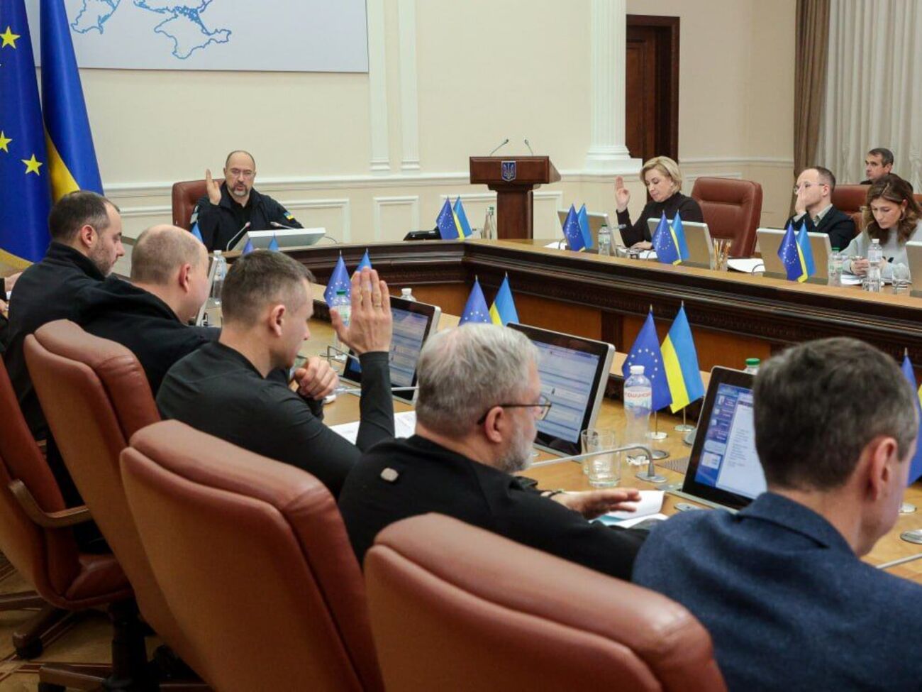 Кабмін виділив кошти на фортифікації з резервного фонду держбюджету України, зазначили в Мінекономіки