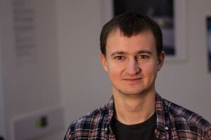 По словам Чмута, он много денег тратит на своего питомца – кошку по кличке Булка