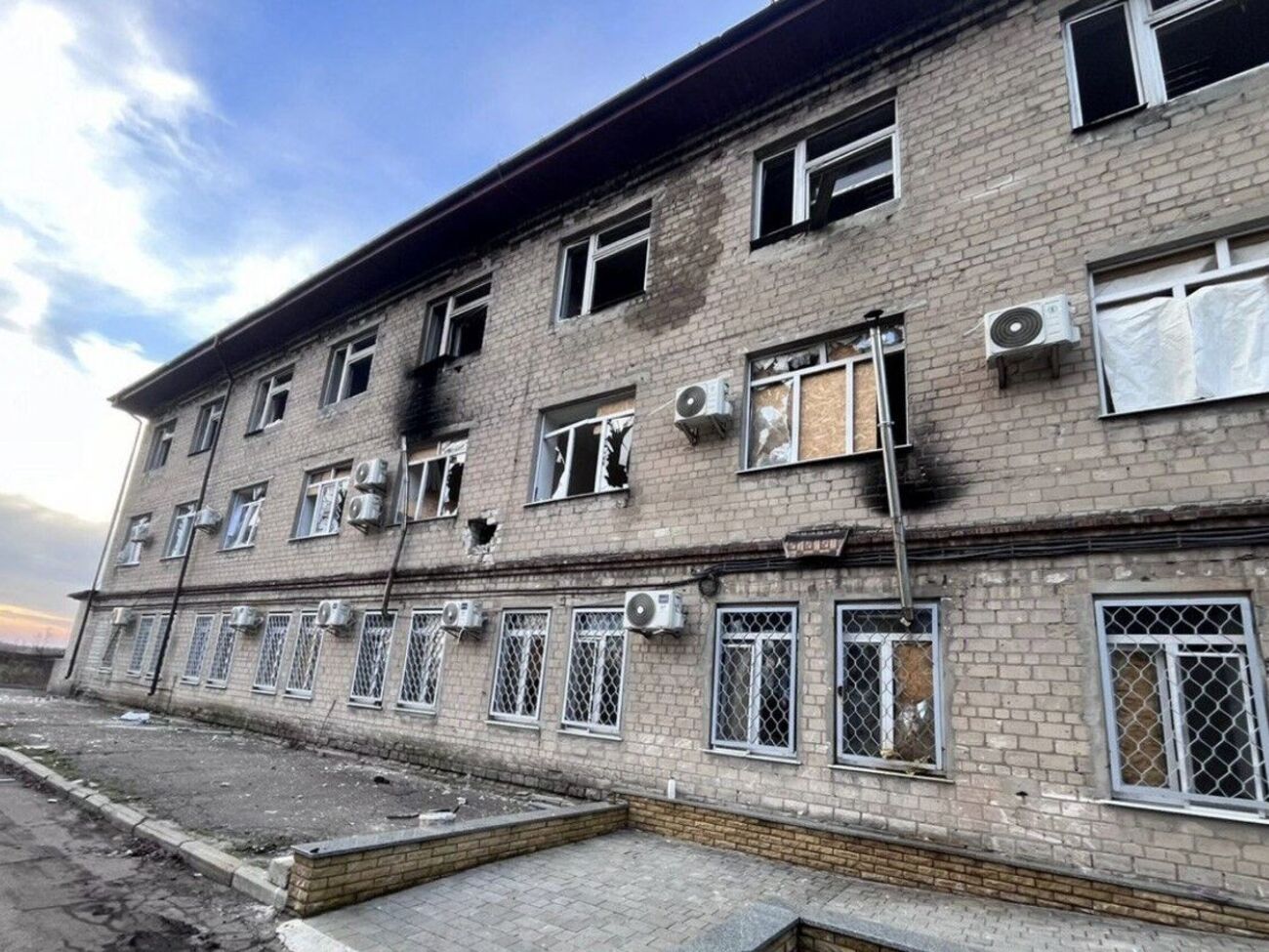 Унаслідок російських обстрілів знову є руйнування й жертви