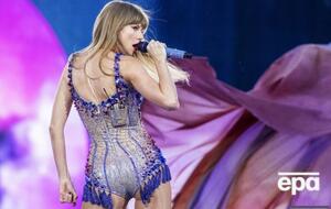 Свіфт є багаторазовою лауреаткою премій "Греммі", "Еммі", American Music Awards, Billboard Music Awards, Country Music Association Awards та Academy of Country Music