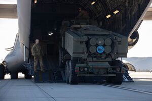 У новий пакет допомоги від США увійдуть додаткові боєприпаси для РСЗВ HIMARS, зазначили в Пентагоні