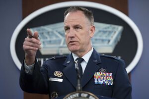 Без дополнительного финансирования минобороны США может достичь точки, когда будет невозможно поддерживать нынешний уровень помощи Украине, отметил Райдер