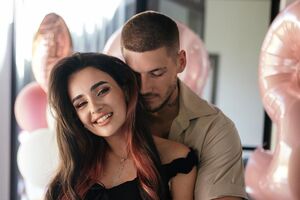 Трінчер: Наші стосунки перетворилися з абсолютного щастя на абсолютне нещастя