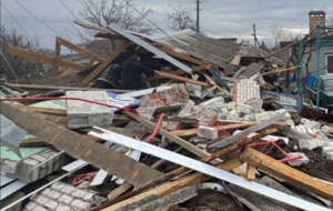 Андрющенко показал фото российской бомбардировки, которую оккупанты хотели выдать за удар ВСУ по мирным жителям