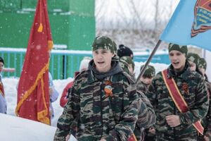 Оккупанты готовят подростков к военной службе