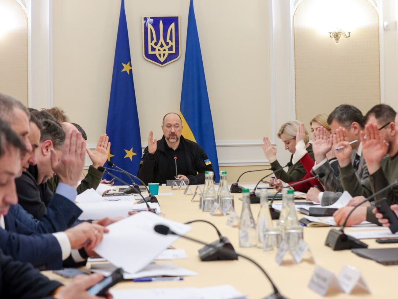 За рішенням уряду, 759 млн грн буде спрямовано на закупівлю автотехніки, а 29 млн грн – на спецтехніку