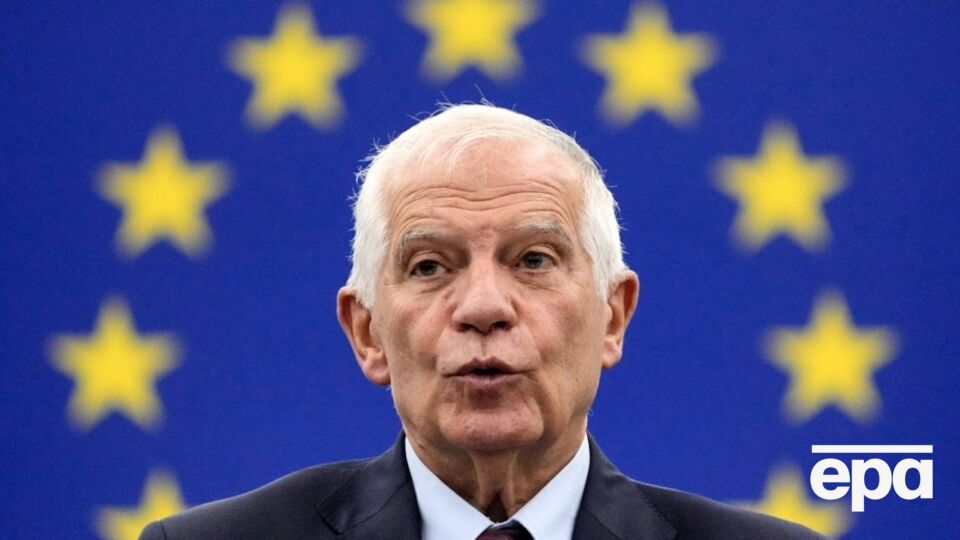 Необхідно зміцнювати ЗСУ, зазначив Боррель