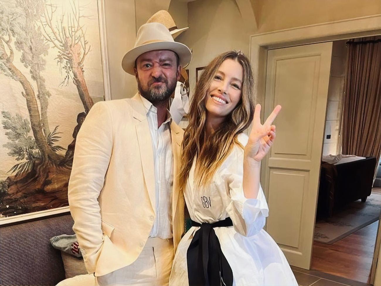 Біл і Тімберлейк виховують двох синів