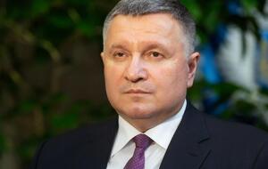 Сотрудники ГБР смотрели контракты с Airbus Helicopter на поставку Украине вертолетов, сказал Аваков