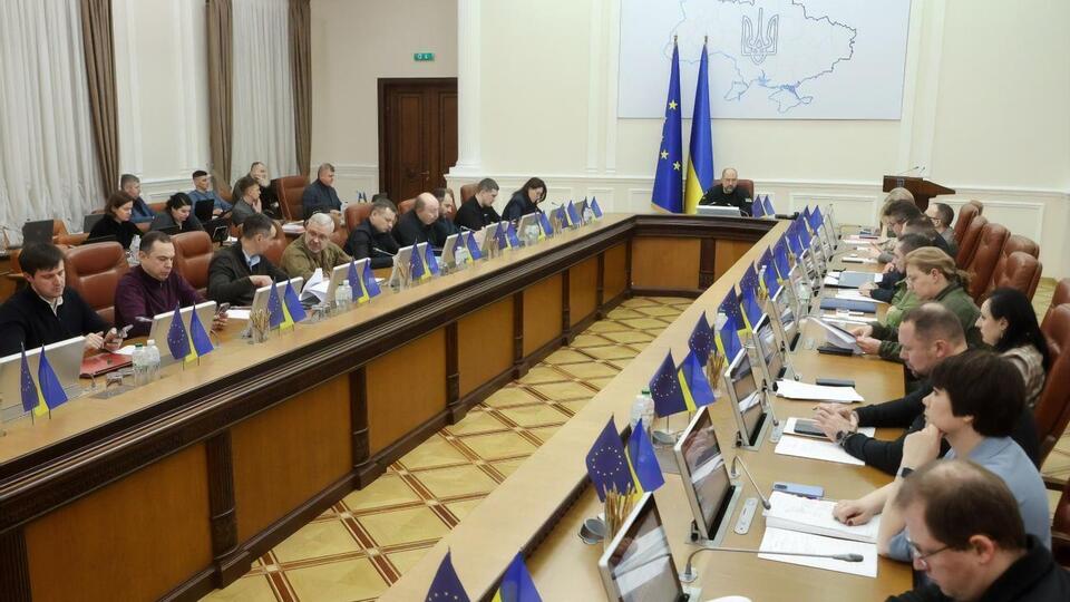 Кабмин создал рабочую группу для изменения порядка закупок для армии