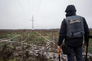 Саперы на учениях отрабатывают навыки извлечения и ликвидации взрывоопасных предметов