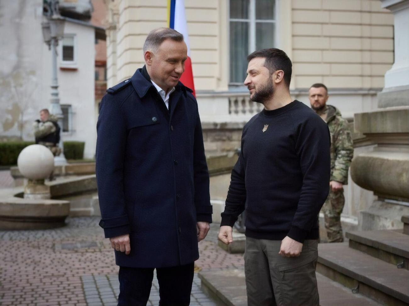 Дуда вірить, що Україна переможе ворога, і просить Зеленського символічно підписувати договір після закінчення війни у Переяславі