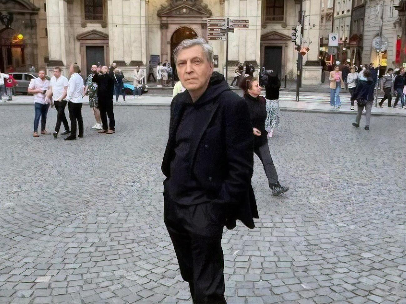 Невзоров освоился в Европе и не собирается возвращаться в Россию, где его ждет колония