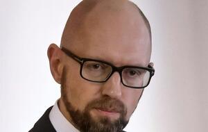 Яценюк: Люстрация должна была быть произведена давно