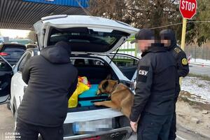 Обшуки розпочали в Центральному апараті Державної митної служби України й регіональних митницях