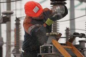 В "Укренерго" повідомили, що в Україні як превентивні заходи почали екстрено вимикати світло